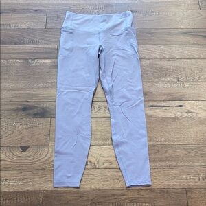 Under Armour Women’s Fitted Leggings - Size MD M - Purple